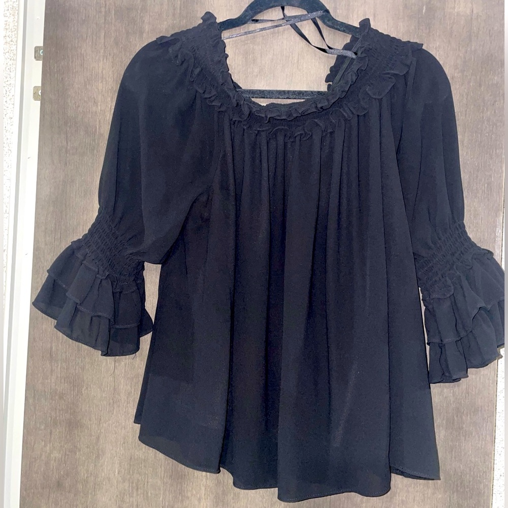 Ladies top.